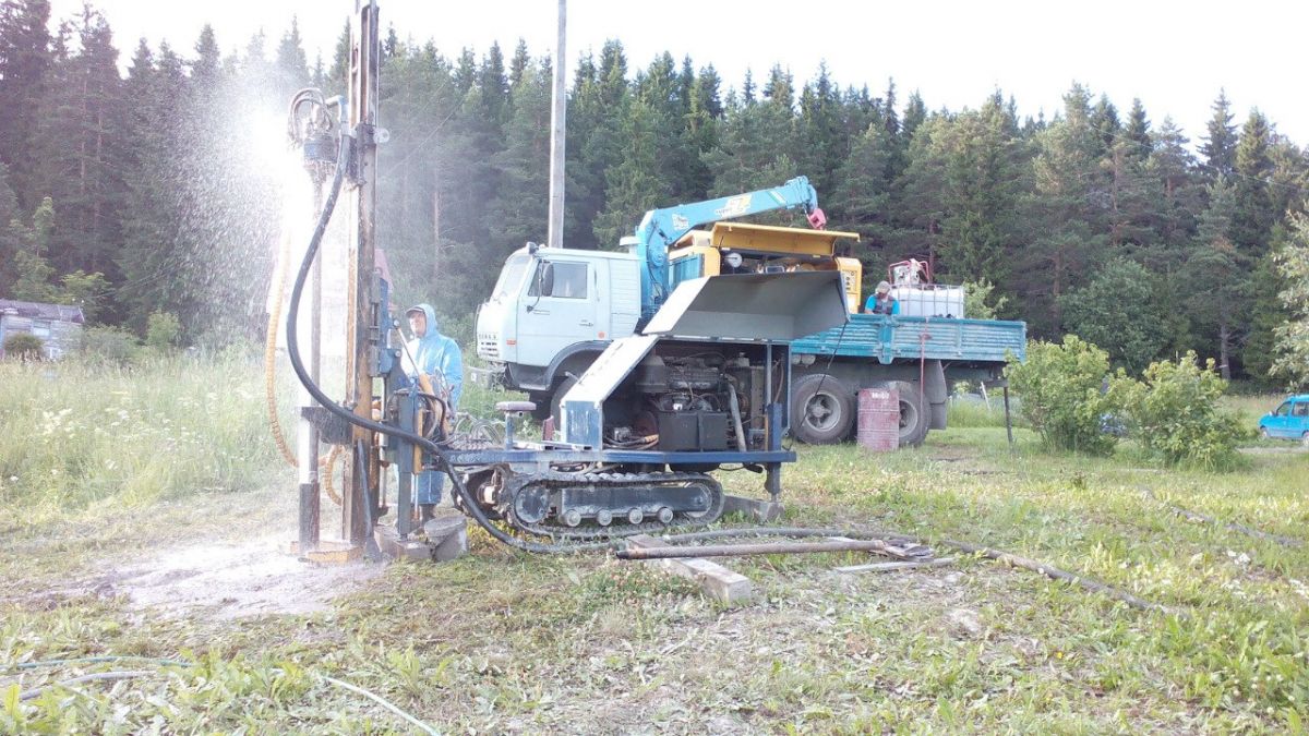 Пошла вода из скважины